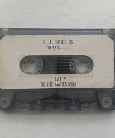 Alternative view of Mac D.L.E. - Level #7 (1994)